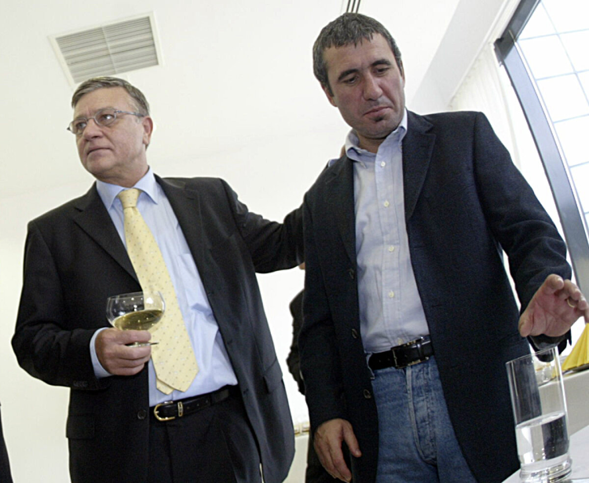 Piţi se întîlneşte mîine cu Mircea Sandu. "Iau în calcul revenirea la echipa naţională"