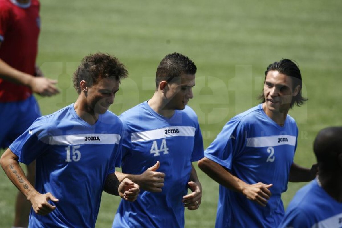 FOTO Costa, la primul antrenament. Clujenii învaţă lecţia umilinţei: ”Să vorbim mai puţin şi să jucăm fotbal!”