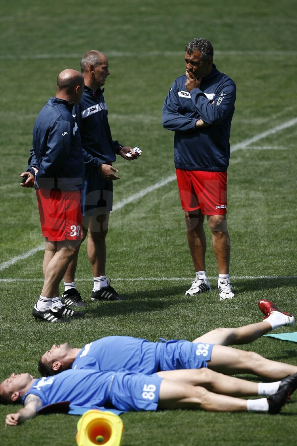 FOTO Costa, la primul antrenament. Clujenii învaţă lecţia umilinţei: ”Să vorbim mai puţin şi să jucăm fotbal!”