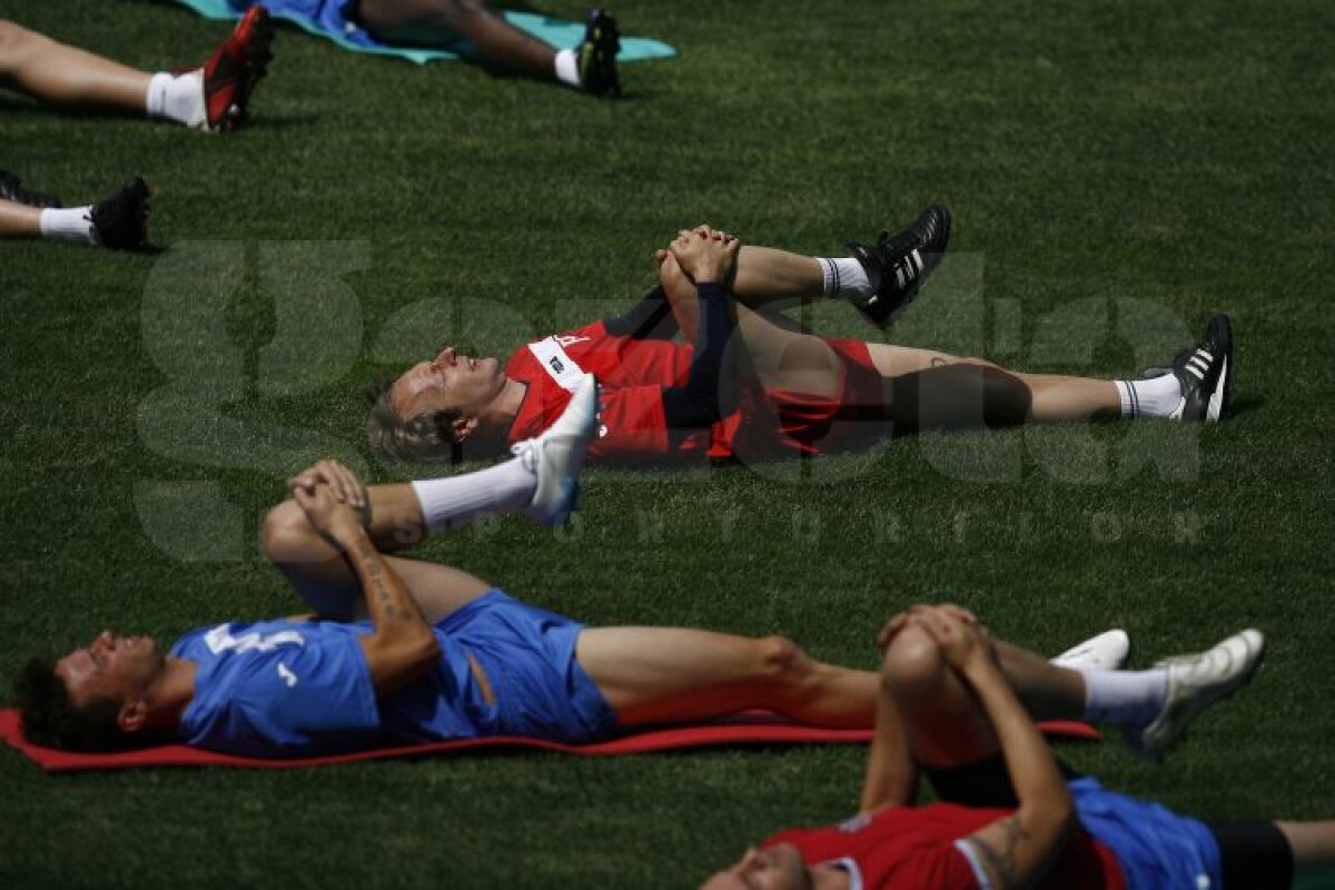 FOTO Costa, la primul antrenament. Clujenii învaţă lecţia umilinţei: ”Să vorbim mai puţin şi să jucăm fotbal!”