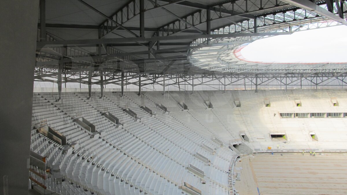 Geamănul "Naţionalului" » Aceeaşi firmă care ridică National Arena lucrează şi pe şantierele poloneze