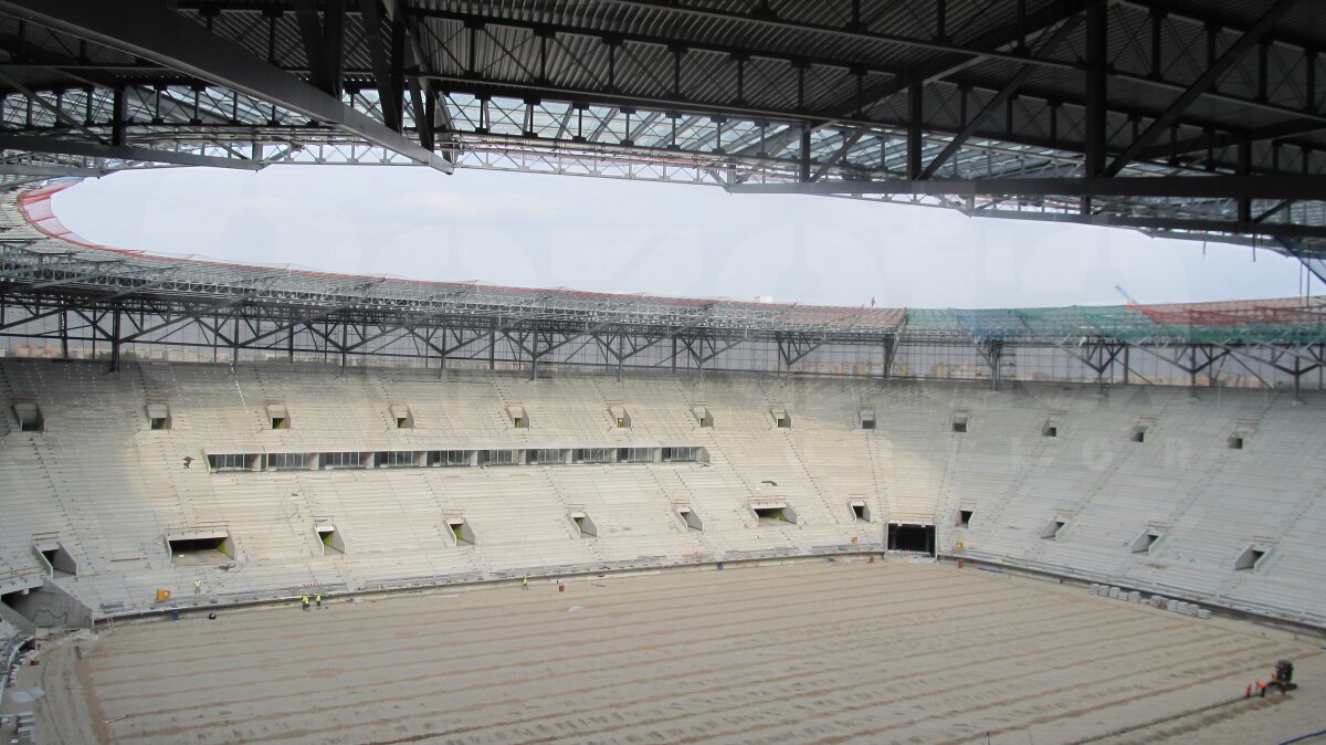 Geamănul "Naţionalului" » Aceeaşi firmă care ridică National Arena lucrează şi pe şantierele poloneze