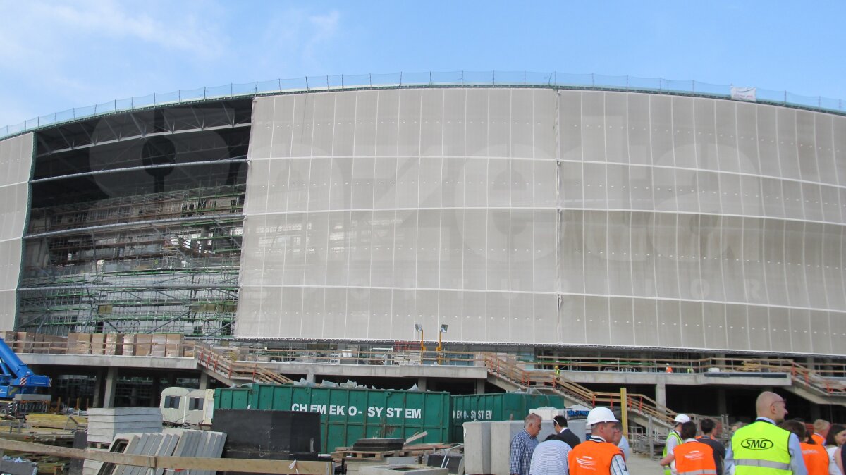 Geamănul "Naţionalului" » Aceeaşi firmă care ridică National Arena lucrează şi pe şantierele poloneze