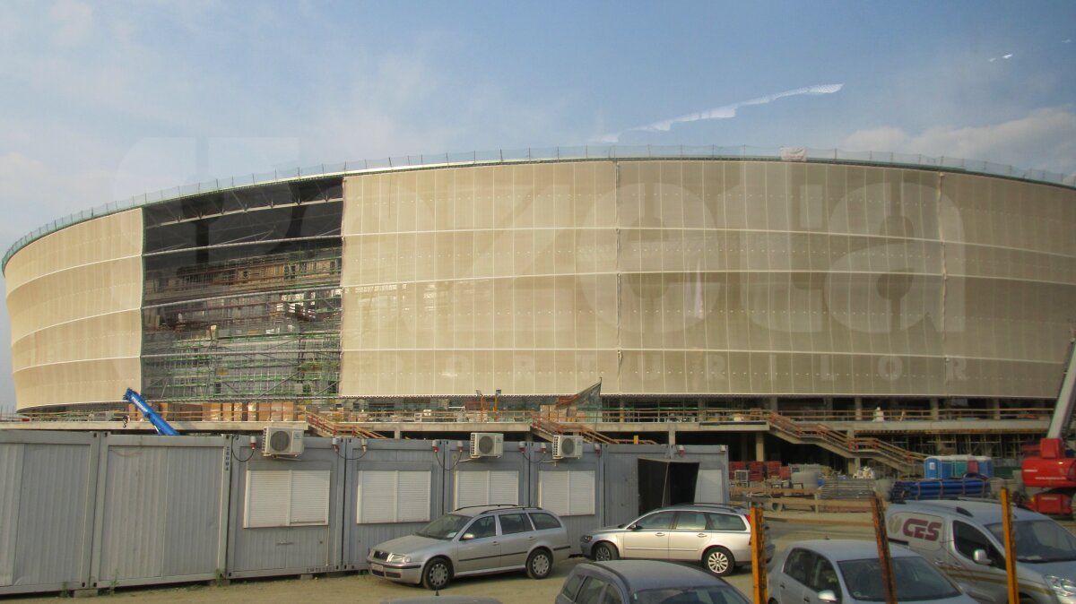 Geamănul "Naţionalului" » Aceeaşi firmă care ridică National Arena lucrează şi pe şantierele poloneze
