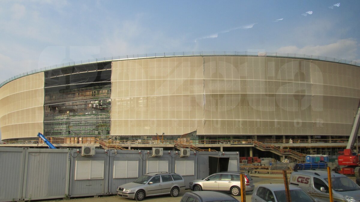 Geamănul "Naţionalului" » Aceeaşi firmă care ridică National Arena lucrează şi pe şantierele poloneze