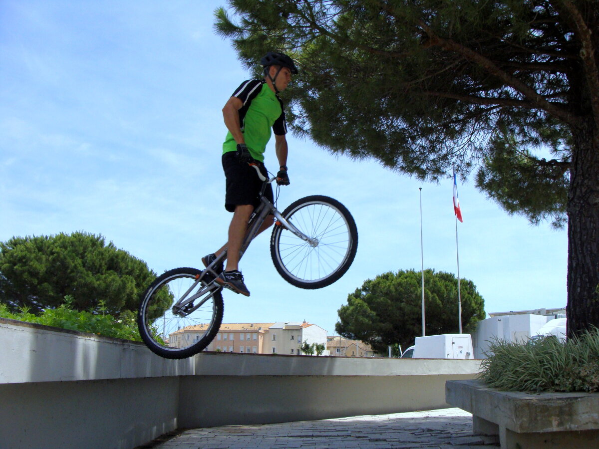 Pasiunea pentru trial l-a purtat în Franţa: George Ştefan îşi trăieşte visul departe de casă