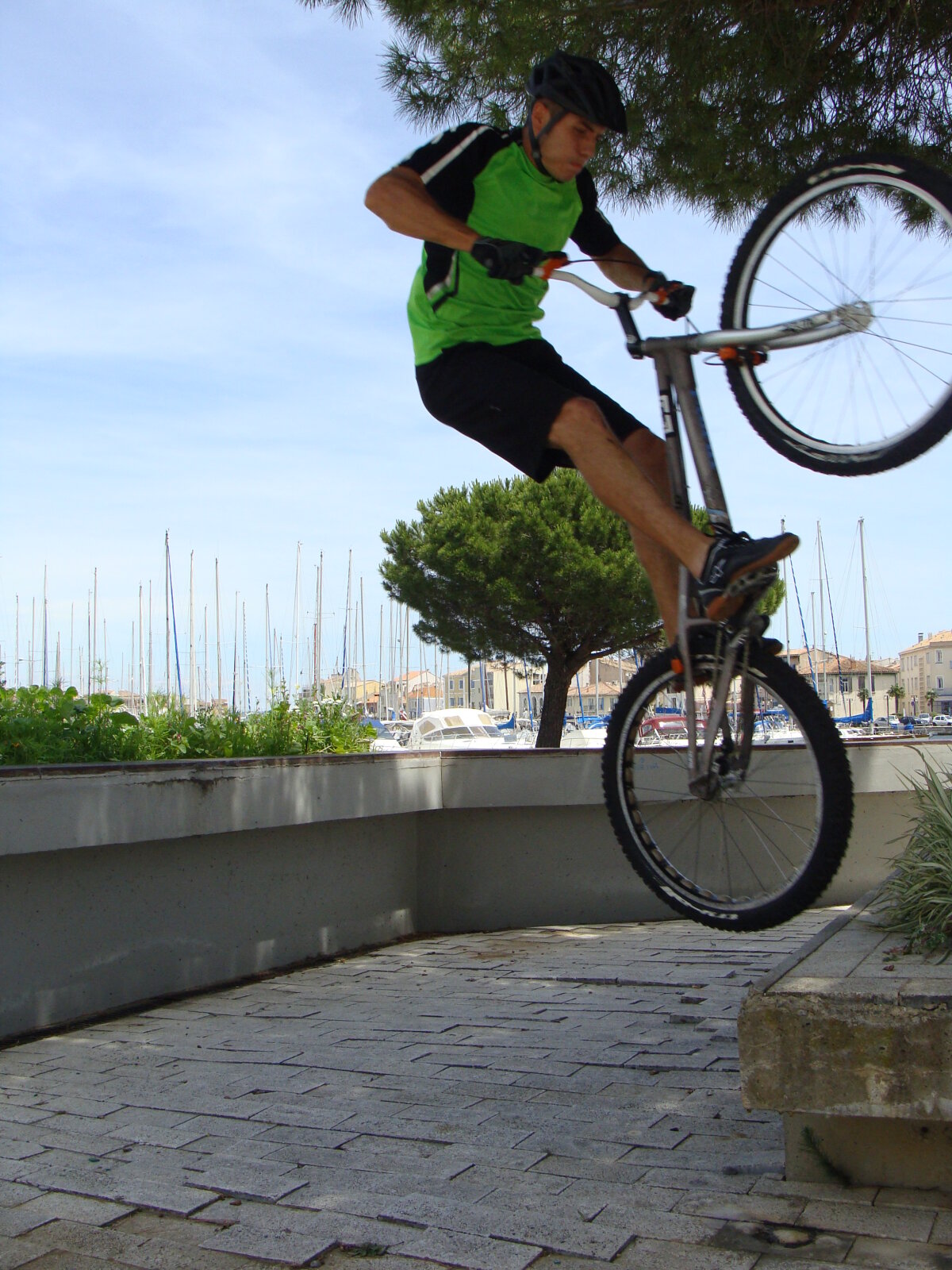 Pasiunea pentru trial l-a purtat în Franţa: George Ştefan îşi trăieşte visul departe de casă