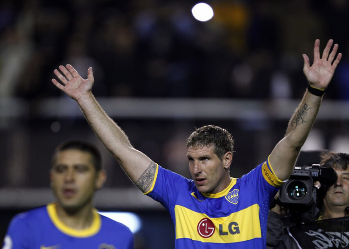 FOTO Martin Palermo, cu ochii în lacrimi la despărţirea de fanii echipei Boca Juniors :(