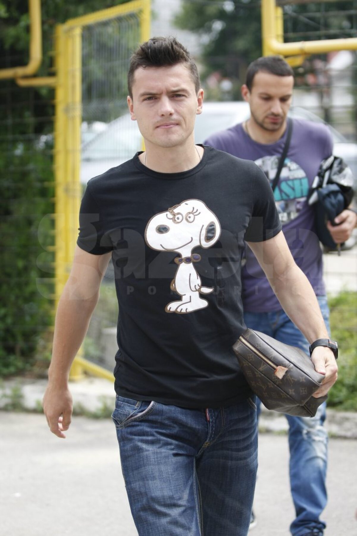 FOTO Ce se mai poartă vara asta în Ştefan cel Mare