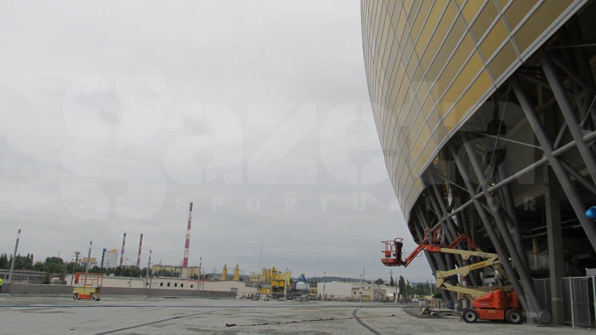 FOTO GSP vă prezintă al patrulea stadion polonez Elite pentru Euro 2012 » Bolul de chihlimbar