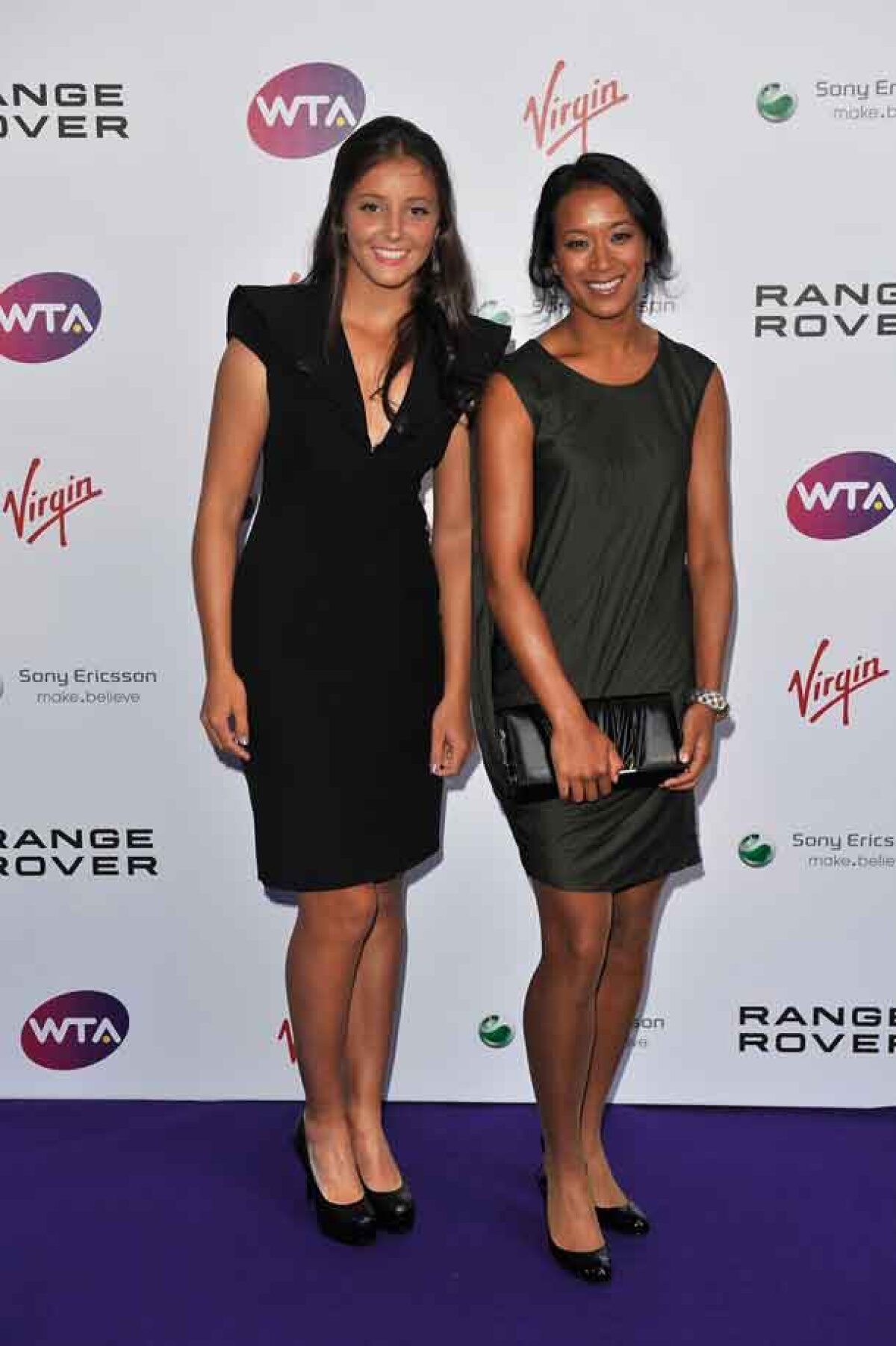 FOTO / Frumuseţe şi eleganţă în tenis: Maria Şarapova a făcut senzaţie la Londra