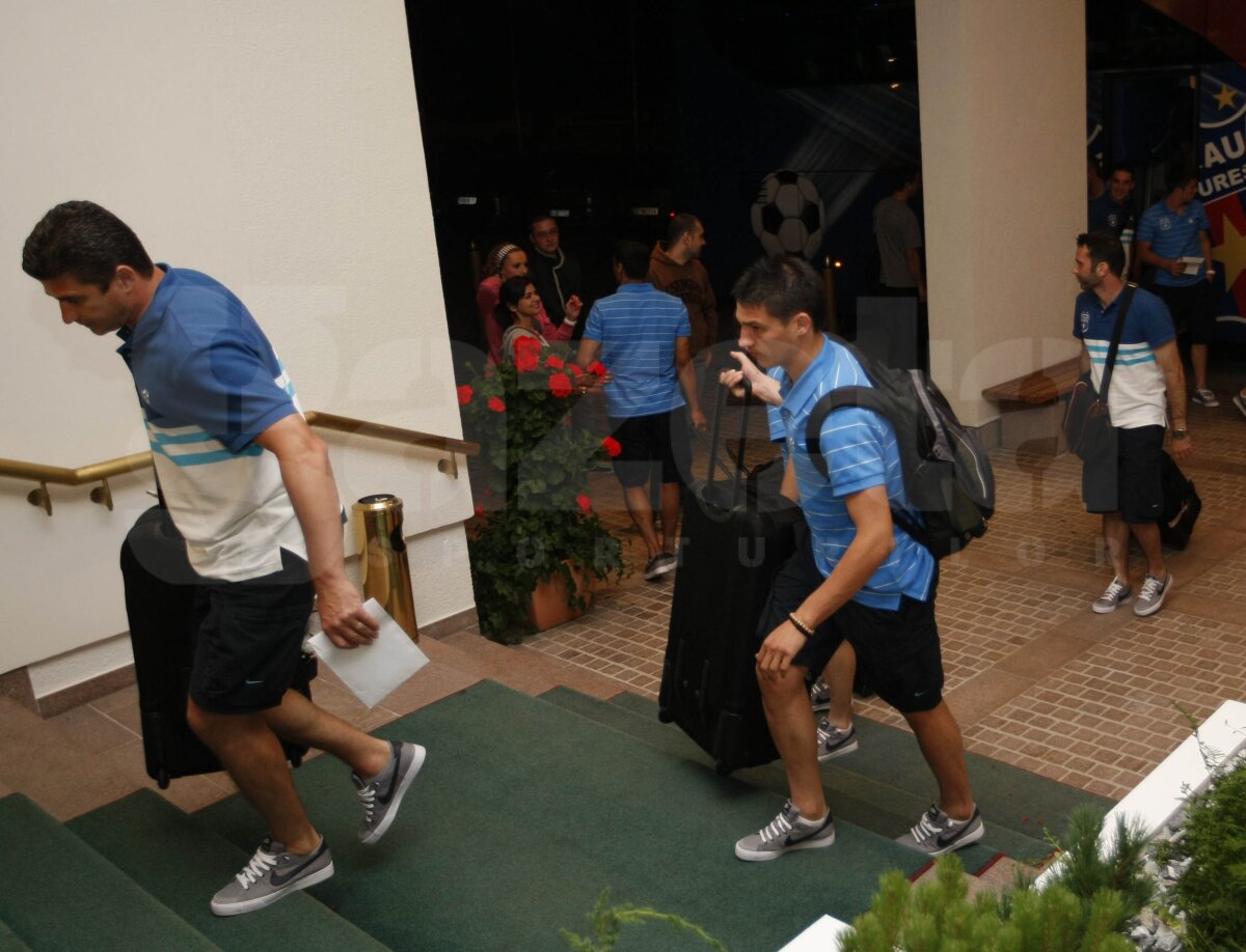 GALERIE FOTO » Steaua a ajuns în Austria