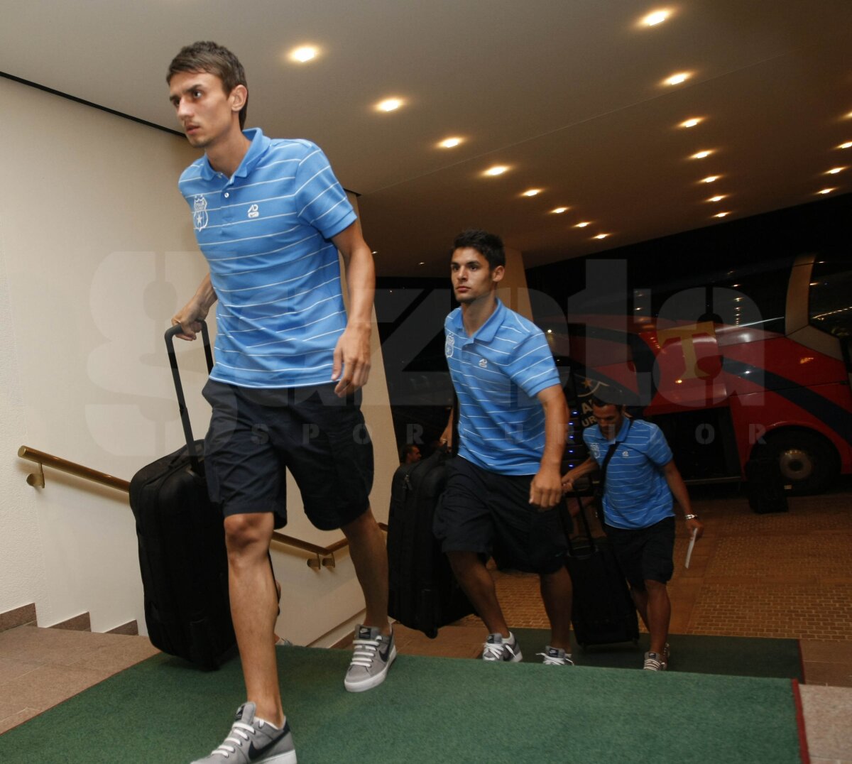 GALERIE FOTO » Steaua a ajuns în Austria