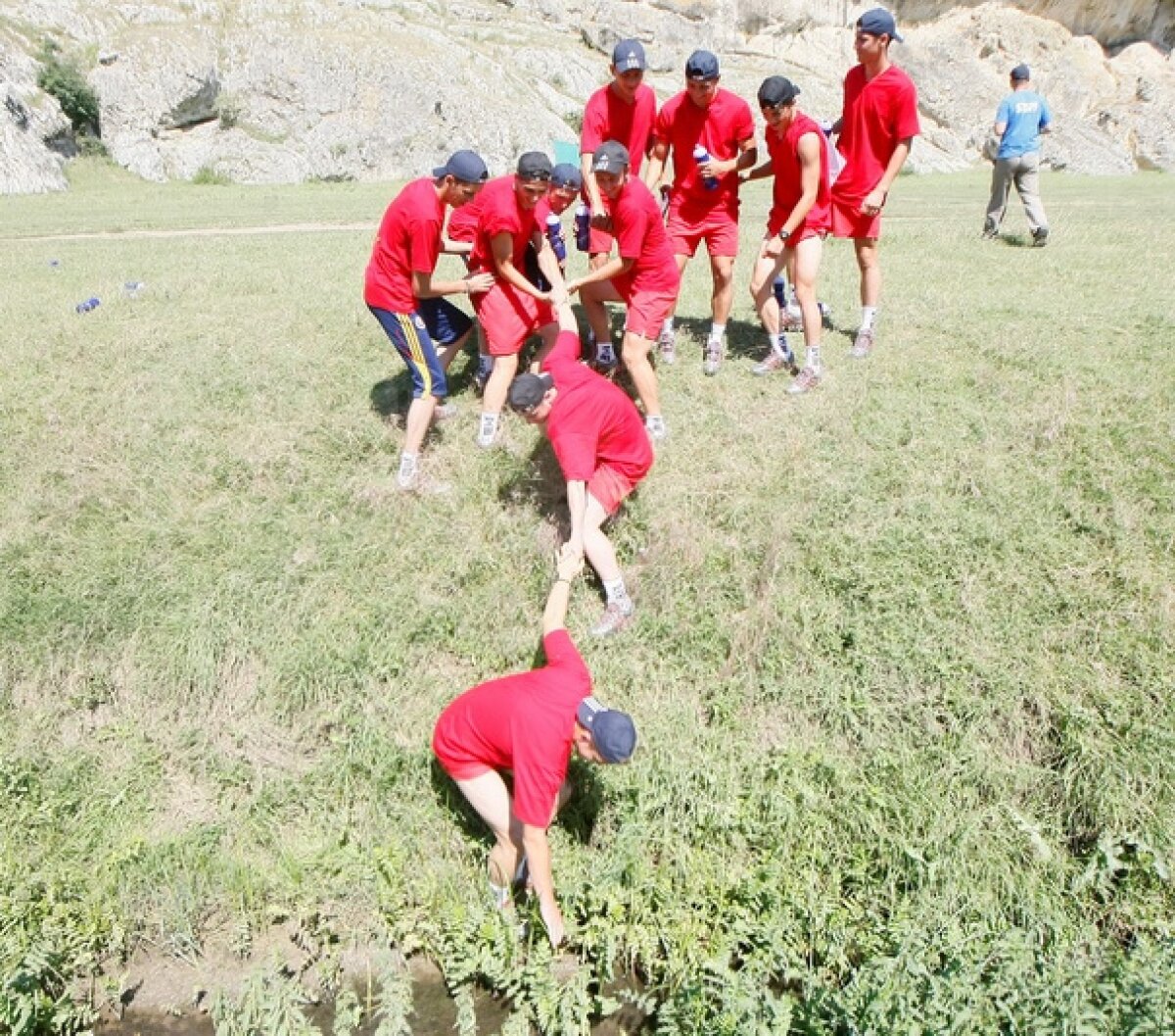 Selecţionata U19 a făcut team-building pentru o medalie la Europene