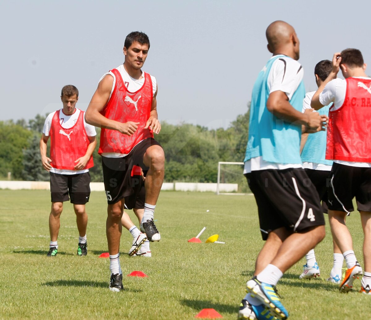 FOTO Burcă şi Creţu au făcut astăzi primul antrenament cu Rapid