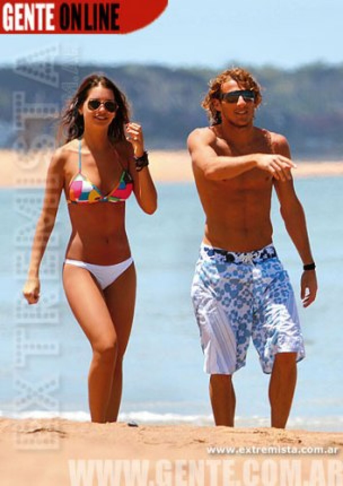 FOTO Un ziar din Argentina aruncă bomba! Forlan, acuzat că i-a fost infidel fostei iubite cu... un barbat!