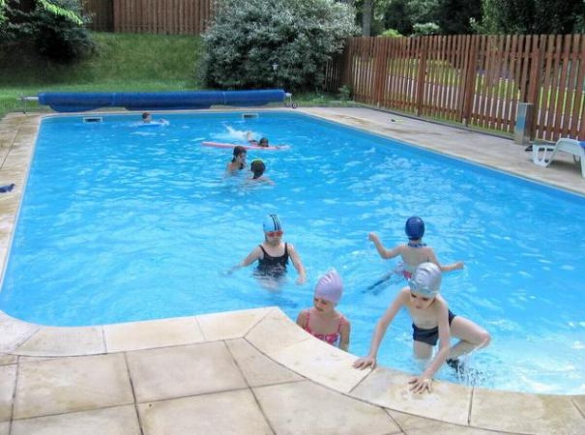 Cele mai populare piscine din Bucureşti: oferte, tarife, program