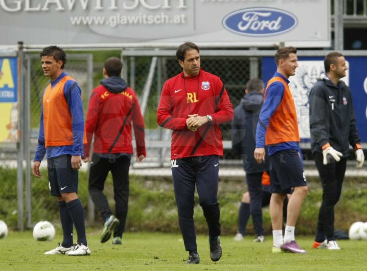 GALERIE FOTO Gata! Levy vorbeşte pe limba lui Bănel! :D