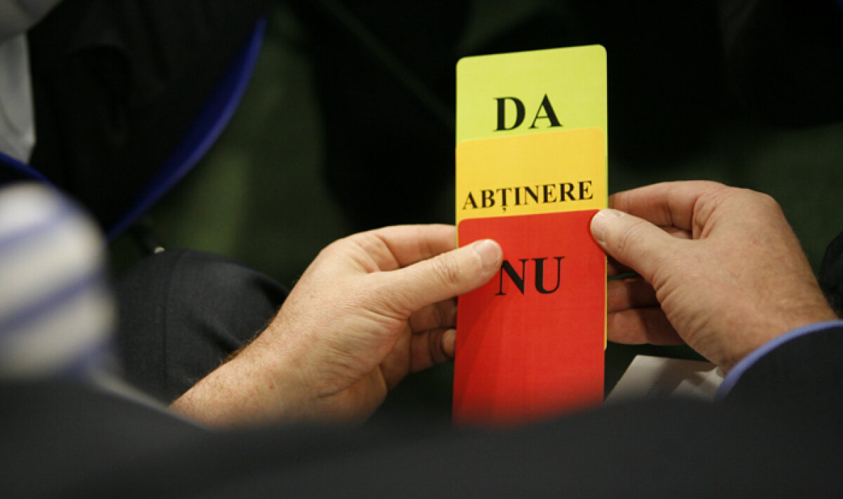 România, ţara tuturor posibilităţilor » Poli şi Gloria au înviat şi au murit de mai multe ori în doar cîteva ore