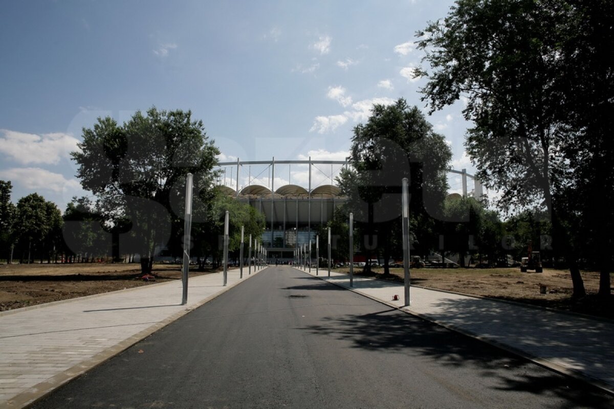 PREMIERĂ Luni e acoperit tot stadionul National Arena! Intră AICI pentru un tur virtual spectaculos