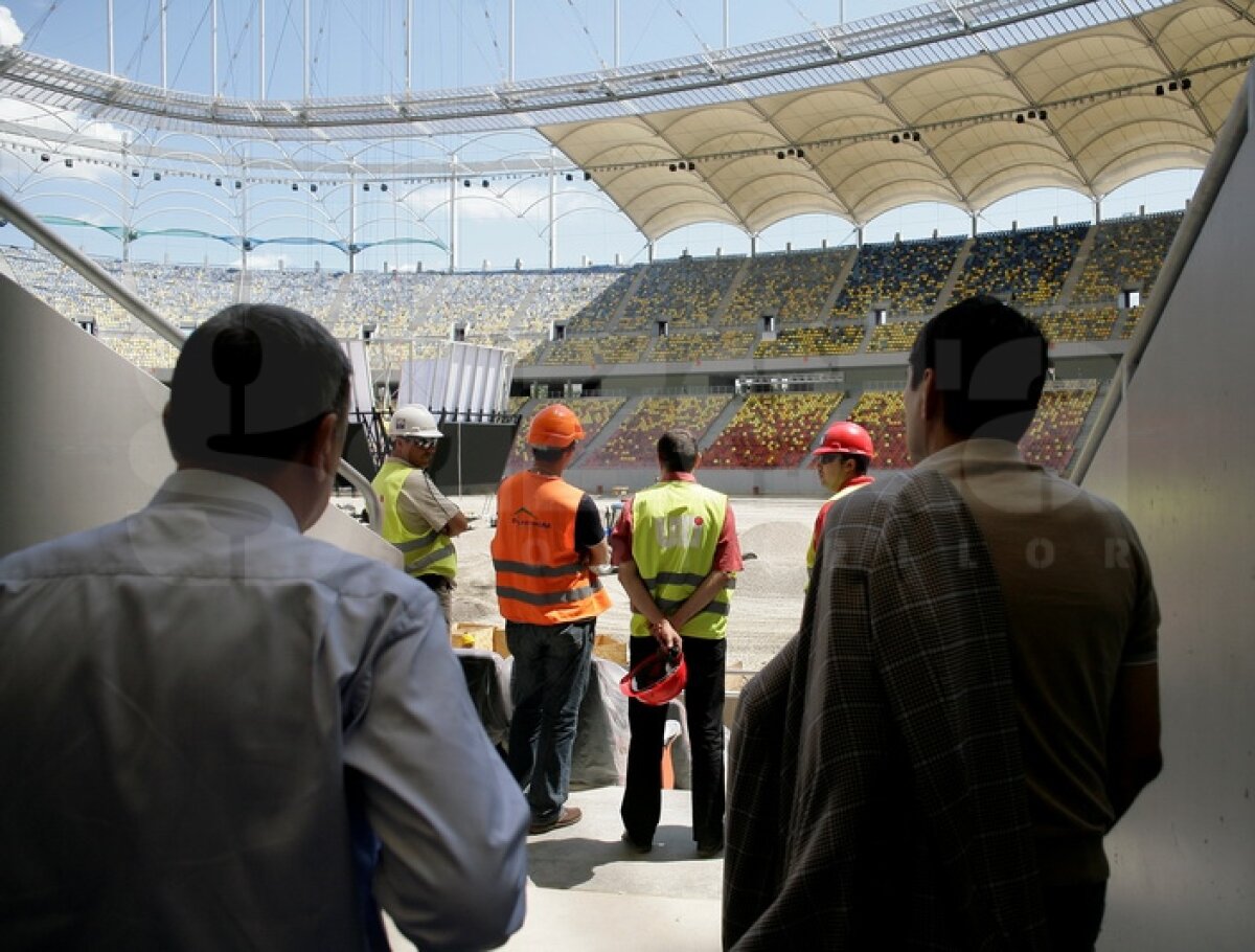 PREMIERĂ Luni e acoperit tot stadionul National Arena! Intră AICI pentru un tur virtual spectaculos