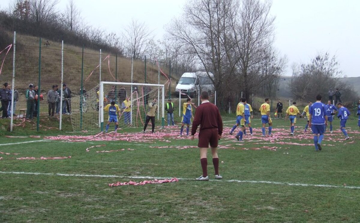Craiova dă piept cu fanii în liga a III-a! Ghecon Lăpuşata şi Damila Măciuca o aşteaptă pe Ştiinţa :D