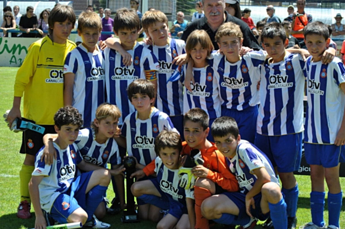 Gest impresionant al unor copii: ”Nu mai plînge, campionule!”