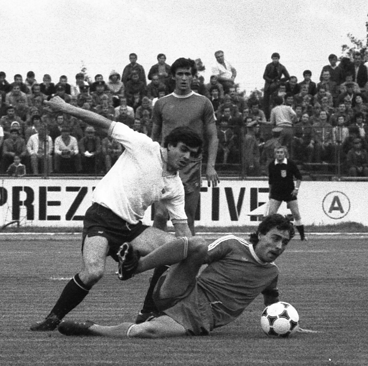 ULTIMUL ZÎMBET » 20 de ani de la ultimul titlu!