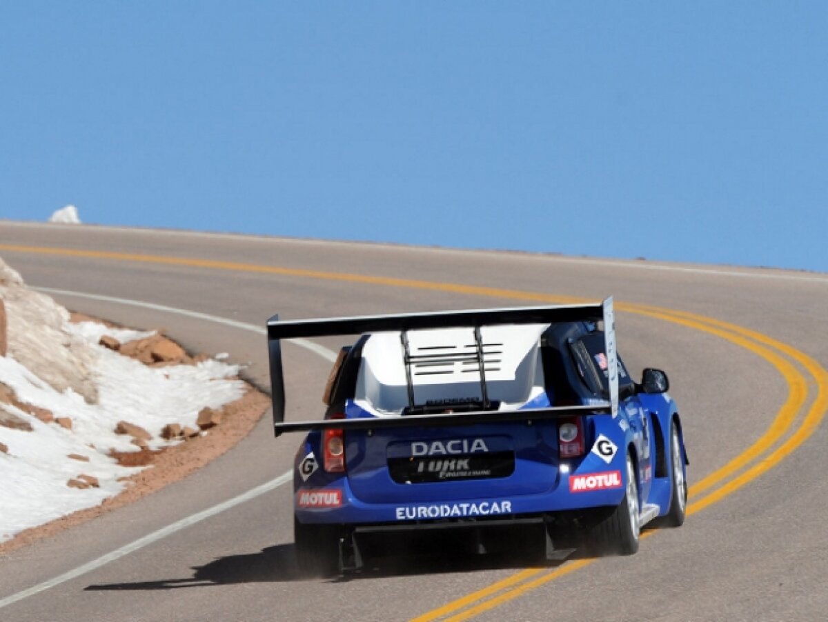 FOTO Duster-ul "No Limit"se pregăteşte de Pikes Peak. Vezi imagini de la antrenamentele oficiale!