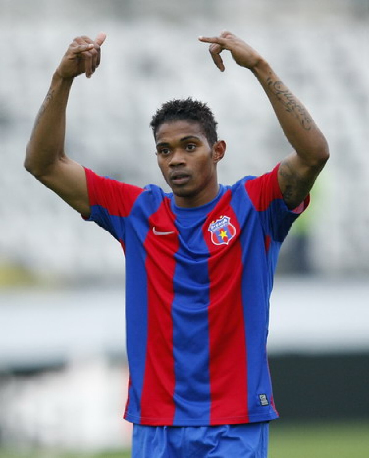 VIDEO Brazilianul Tatu a încîntat la debut. Cum s-au descurcat în Ghencea atacanţii străini din istoria Stelei