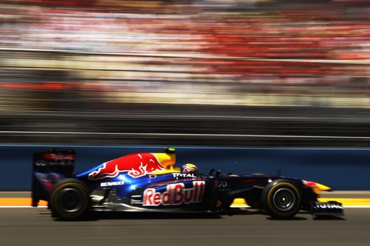 GALERIE FOTO »  Vettel cîştigă cursa de la Valencia!