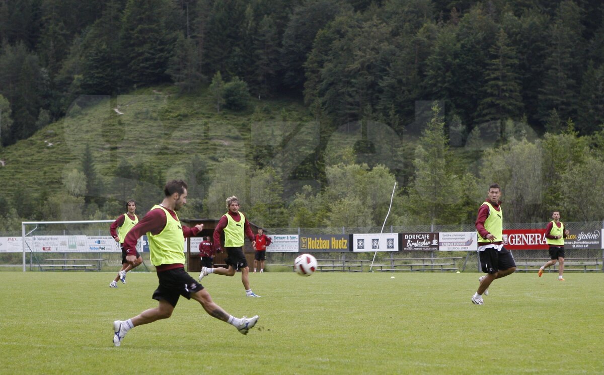 FOTO » Pancu a început pregătirile cu mingea. Răzvan se concentrează pe noua tactică 4-3-3