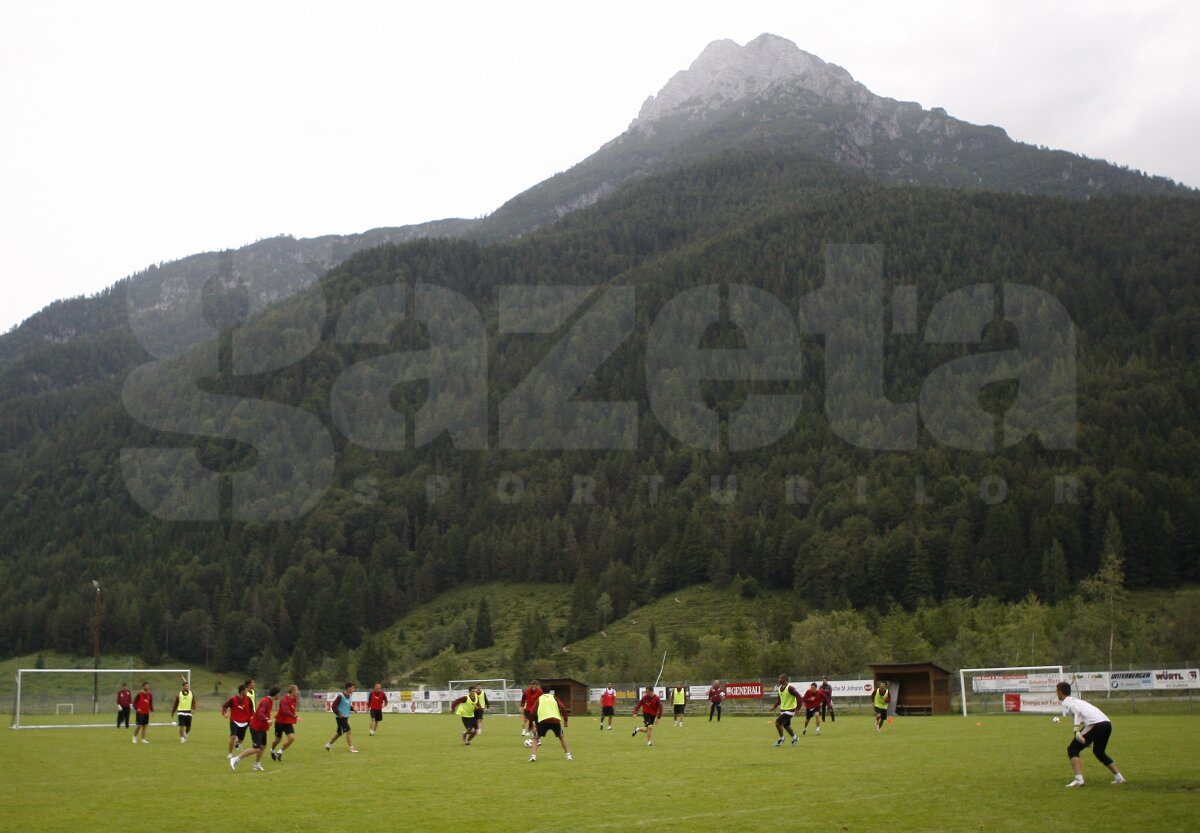 FOTO » Pancu a început pregătirile cu mingea. Răzvan se concentrează pe noua tactică 4-3-3