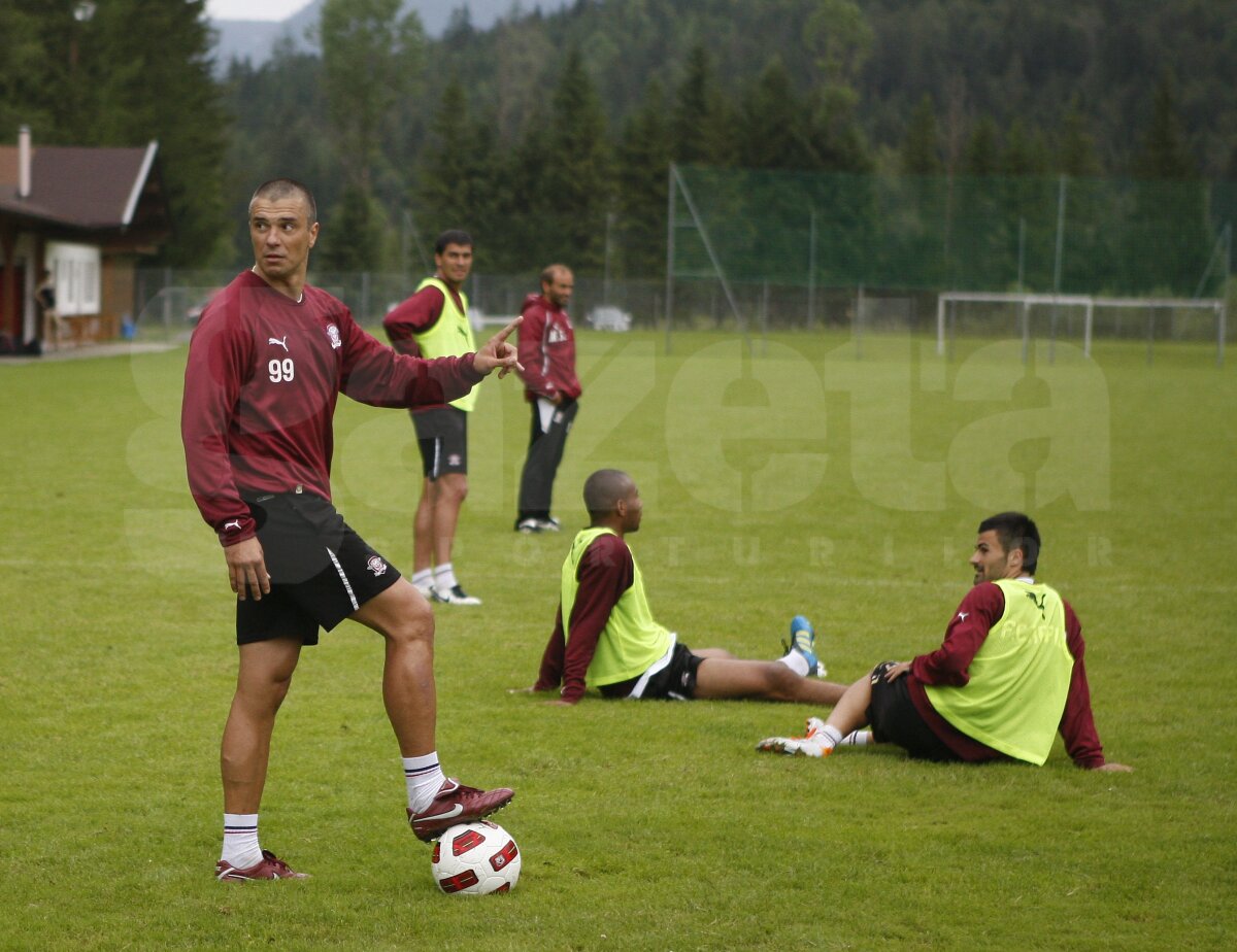 FOTO » Pancu a început pregătirile cu mingea. Răzvan se concentrează pe noua tactică 4-3-3