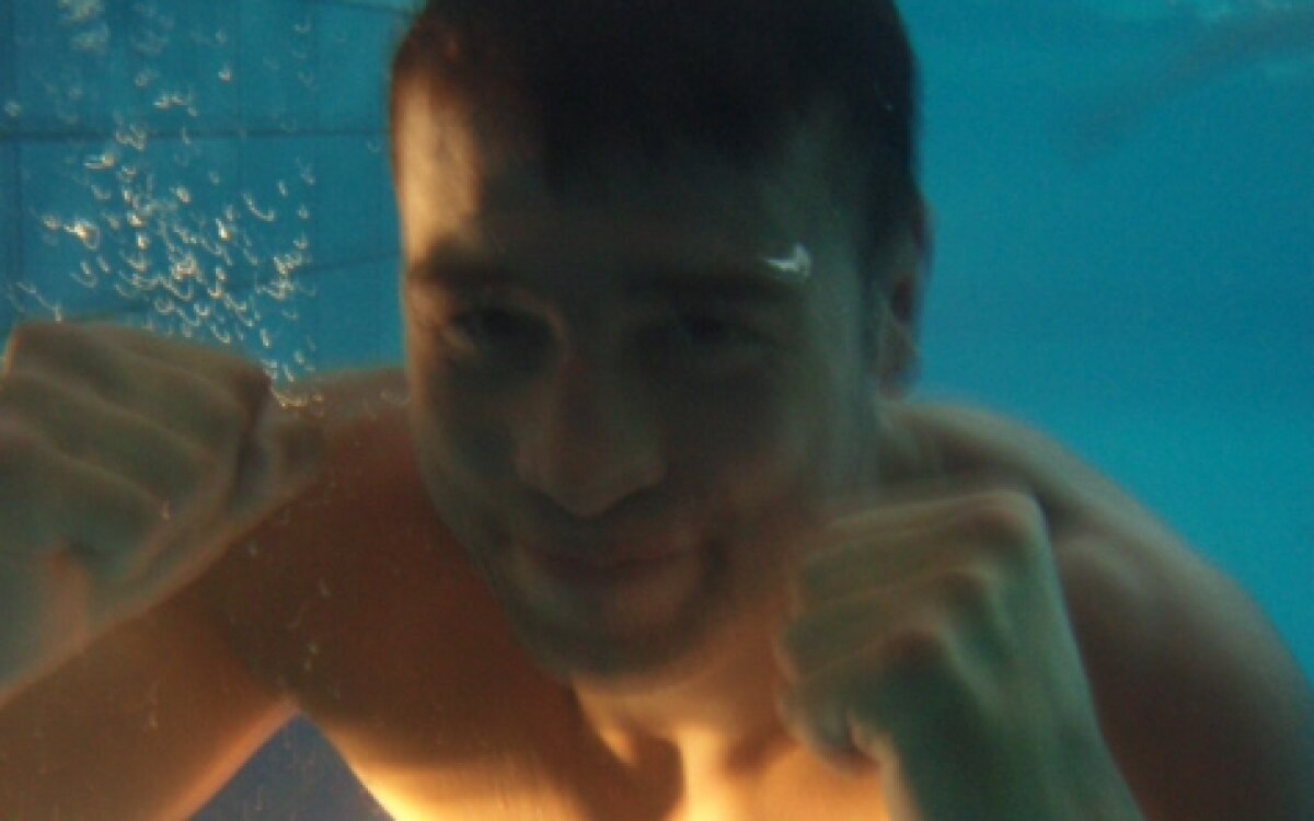 FOTO / Bute foloseşte metodele de antrenament inovate de Muhammad Ali