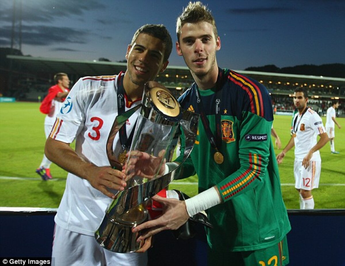 David De Gea a făcut vizita medicală la Manchester United camuflat cu cearşafuri :D