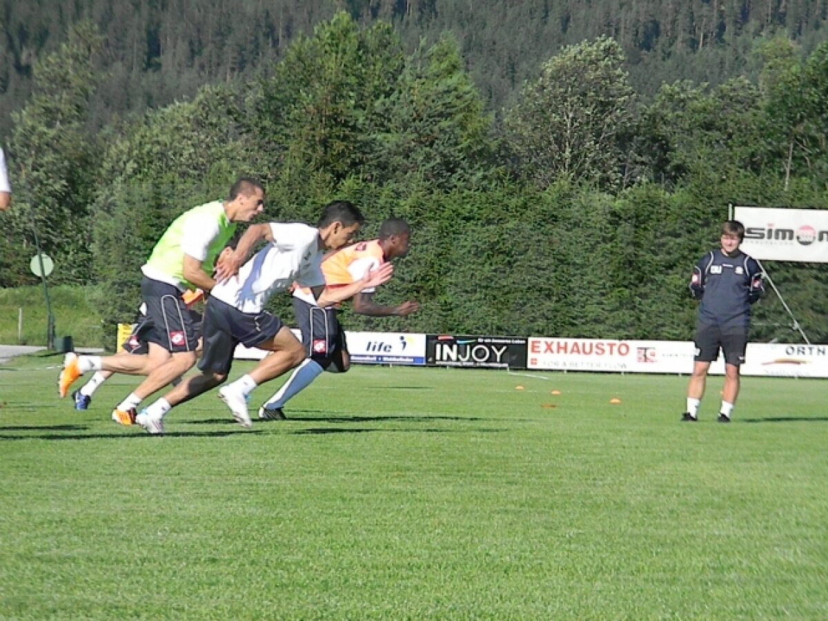 FOTO Poli Timişoara se află în cantonament în Austria. Vezi ce amicale dispută