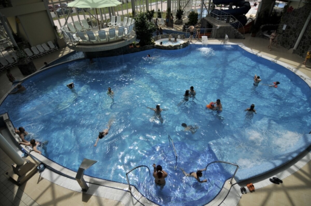 Ştranduri şi piscine din ţară: partea a II-a- Ploieşti, Iaşi, Braşov, Arad