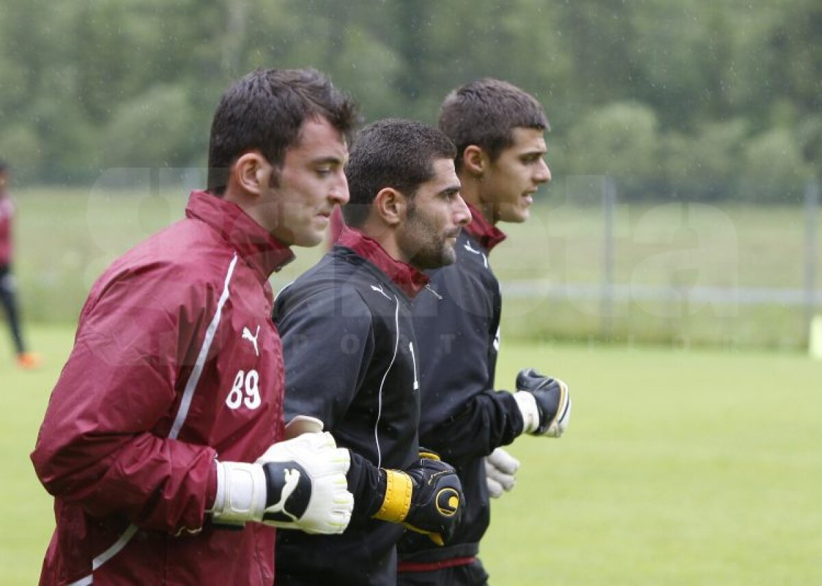 GALERIE FOTO Cu Alexa nu-i de joacă! Dobroiu a fost clientul "Chirurgului" :S