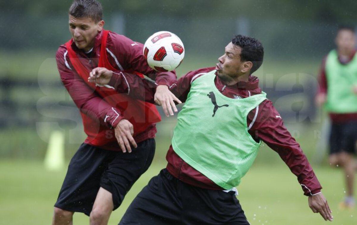 GALERIE FOTO Cu Alexa nu-i de joacă! Dobroiu a fost clientul "Chirurgului" :S