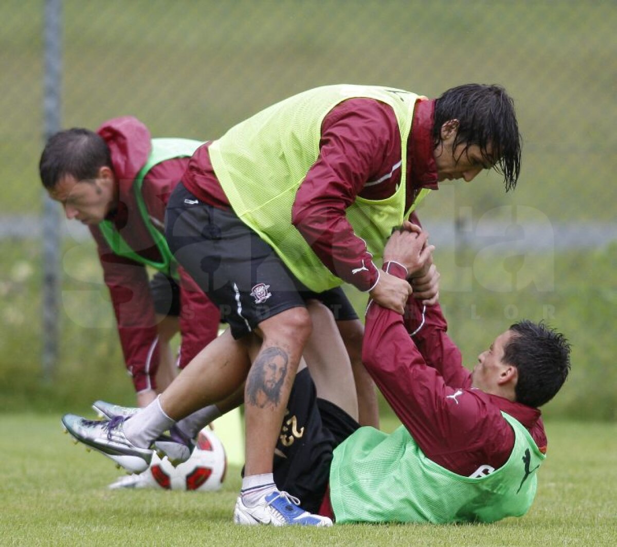 GALERIE FOTO Cu Alexa nu-i de joacă! Dobroiu a fost clientul "Chirurgului" :S