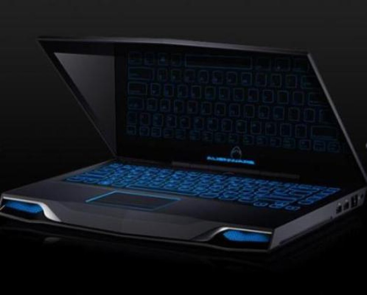 Putere la dimensiuni mici: Alienware M14x, laptop de gaming cu display de 14 inch