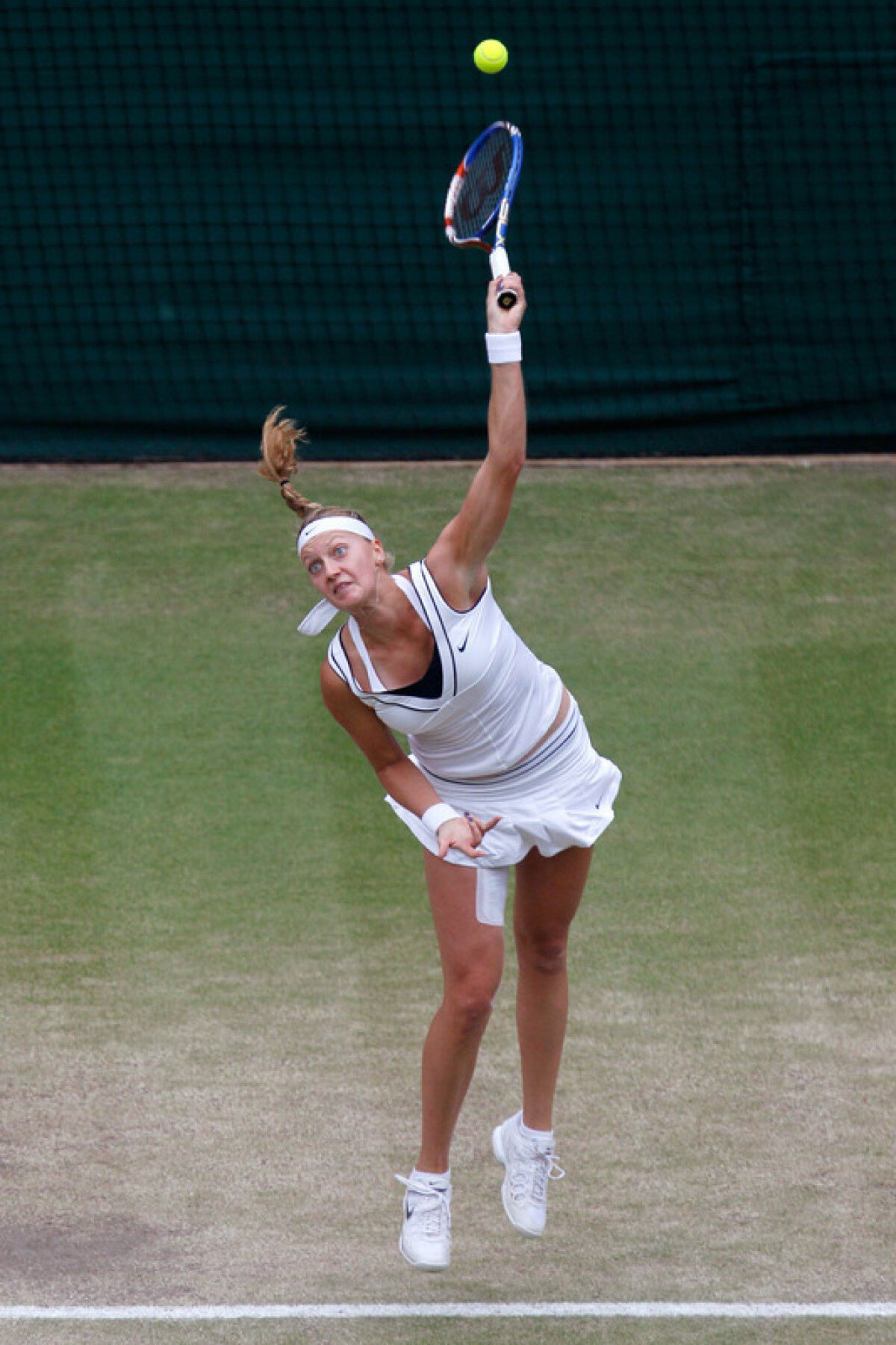 FOTO Petra Kvitova - Maria Şarapova, duelul blondelor din finala de la Wimbledon