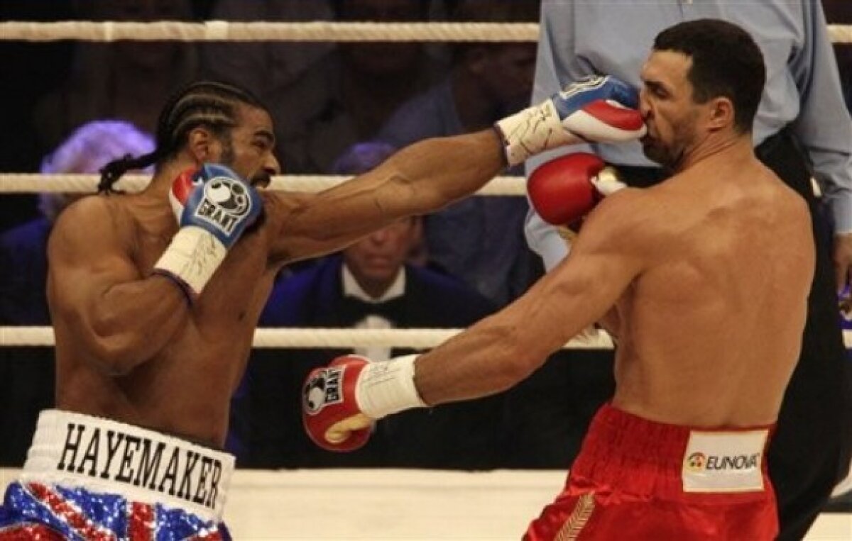 Wladimir Klitschko îl învinge fără drept de apel pe Haye şi e campion WBA, WBO, IBF şi IBO!