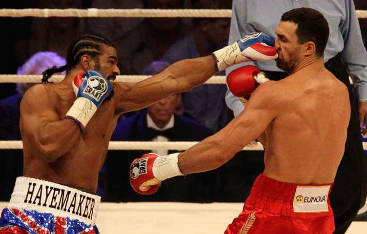 Wladimir Klitschko îl învinge fără drept de apel pe Haye şi e campion WBA, WBO, IBF şi IBO!