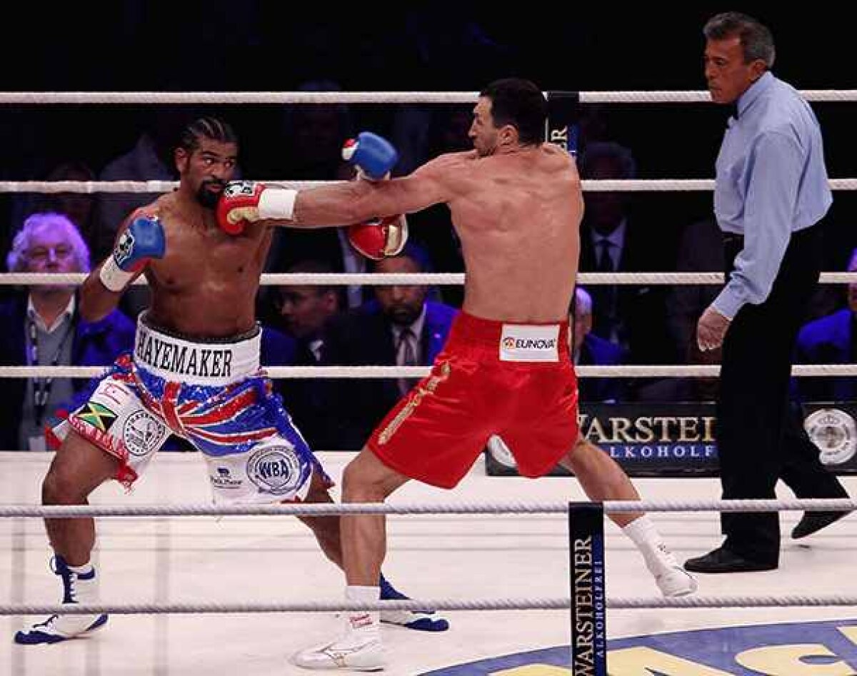 Wladimir Klitschko îl învinge fără drept de apel pe Haye şi e campion WBA, WBO, IBF şi IBO!