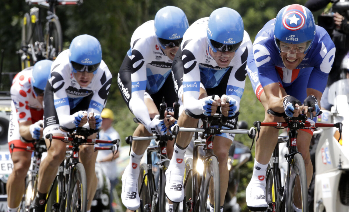 Garmin s-a impus la contratimpul pe echipe » Ziua căştilor albastre