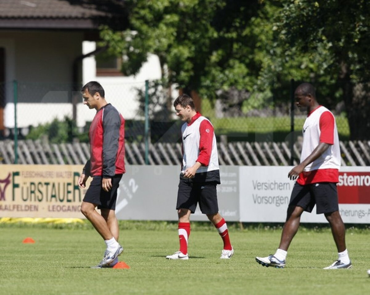 Galerie Foto Marius Niculae a venit odată cu soarele:) Primul antrenament pentru "Săgeată"