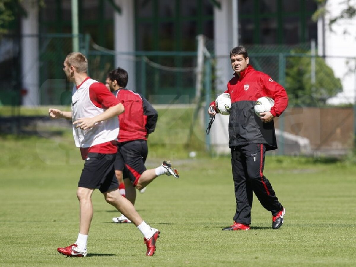Galerie Foto Marius Niculae a venit odată cu soarele:) Primul antrenament pentru "Săgeată"