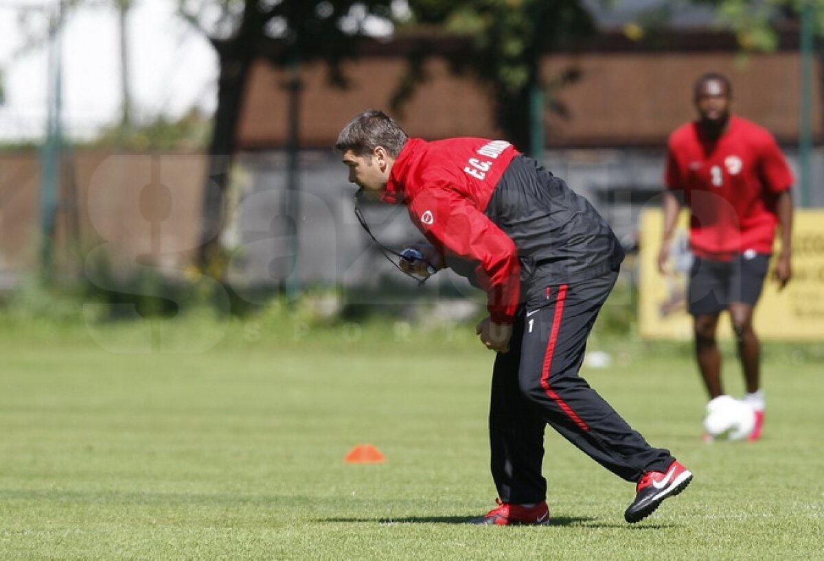 Galerie Foto Marius Niculae a venit odată cu soarele:) Primul antrenament pentru "Săgeată"